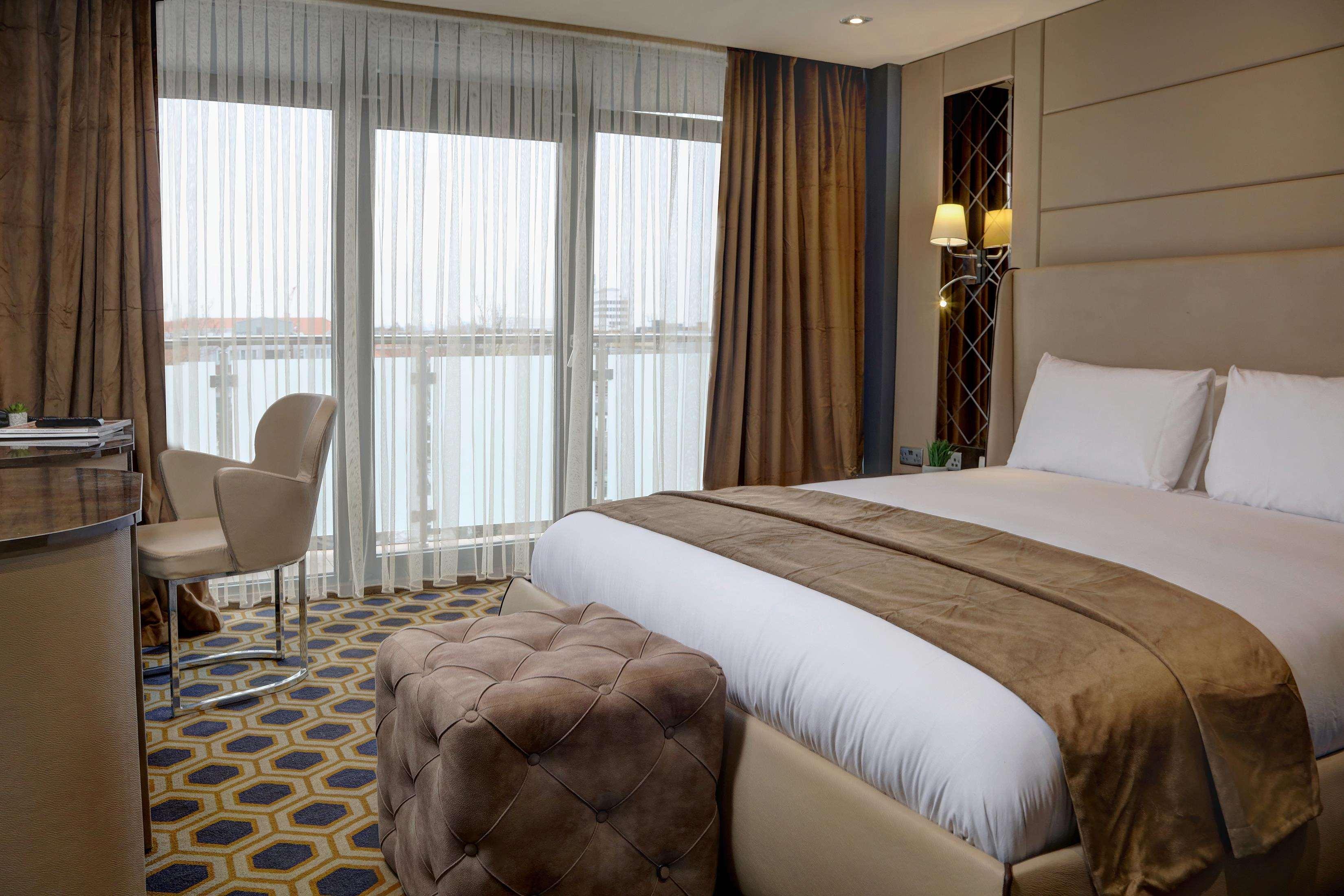 Putney Hotel; BW Signature Collection London Bagian luar foto