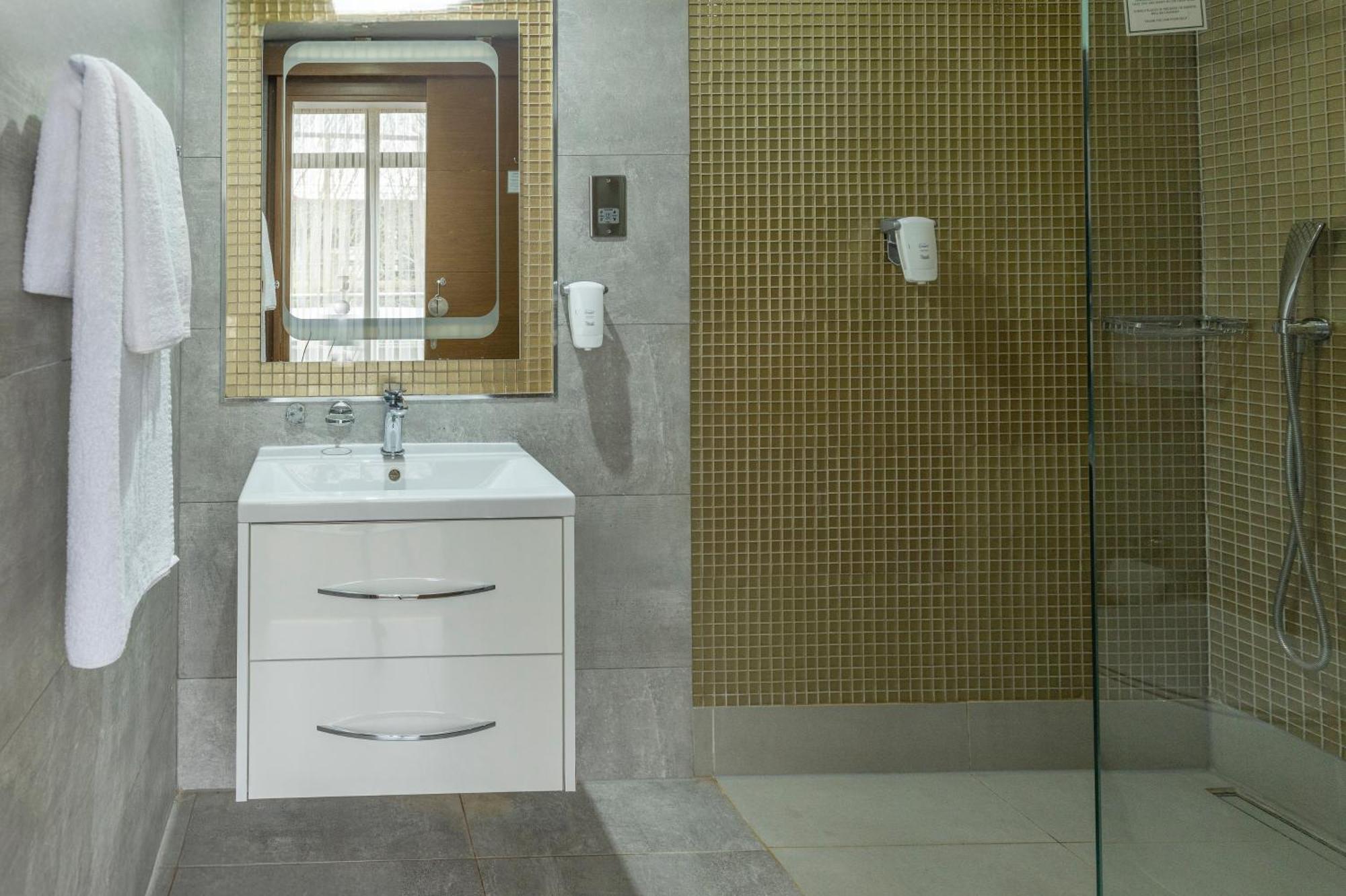 Putney Hotel; BW Signature Collection London Bagian luar foto